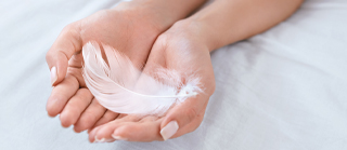 Regl Dönemim: Regl Ağrıları Ve Bu Ağrılarla Baş Etme Yöntemleri - Hero